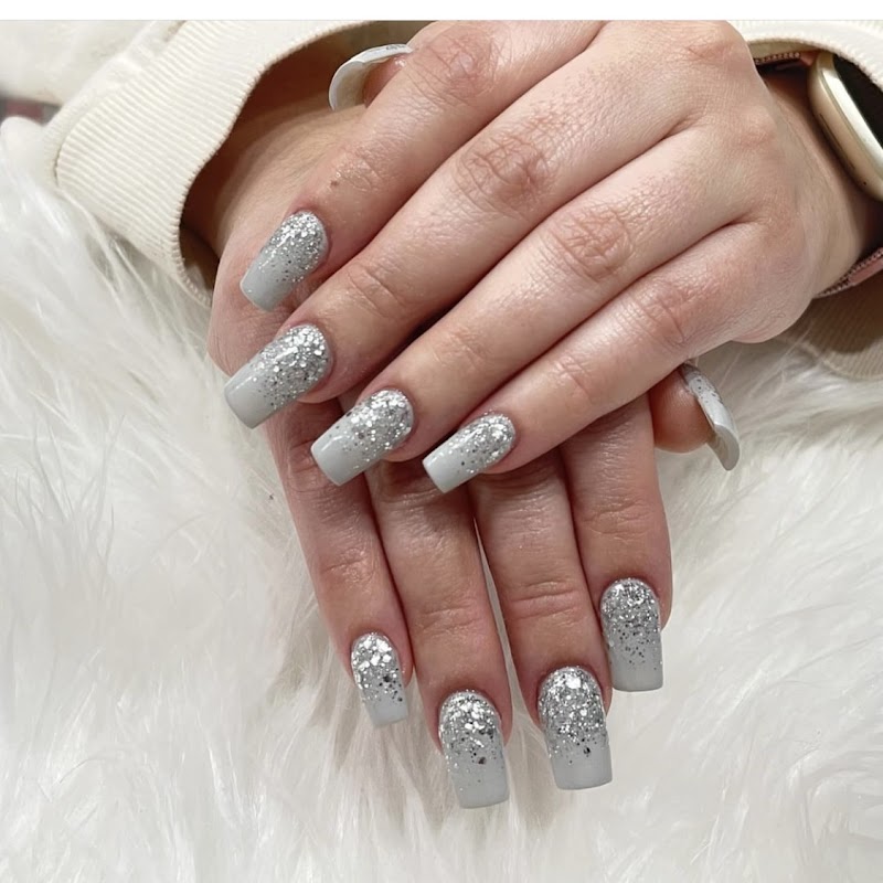 Winter Nails nail design by Lady Sky Nail in New York