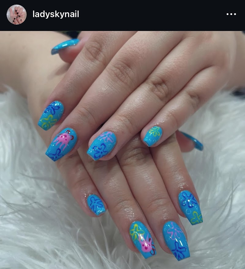 Winter Nails nail design by Lady Sky Nail in New York