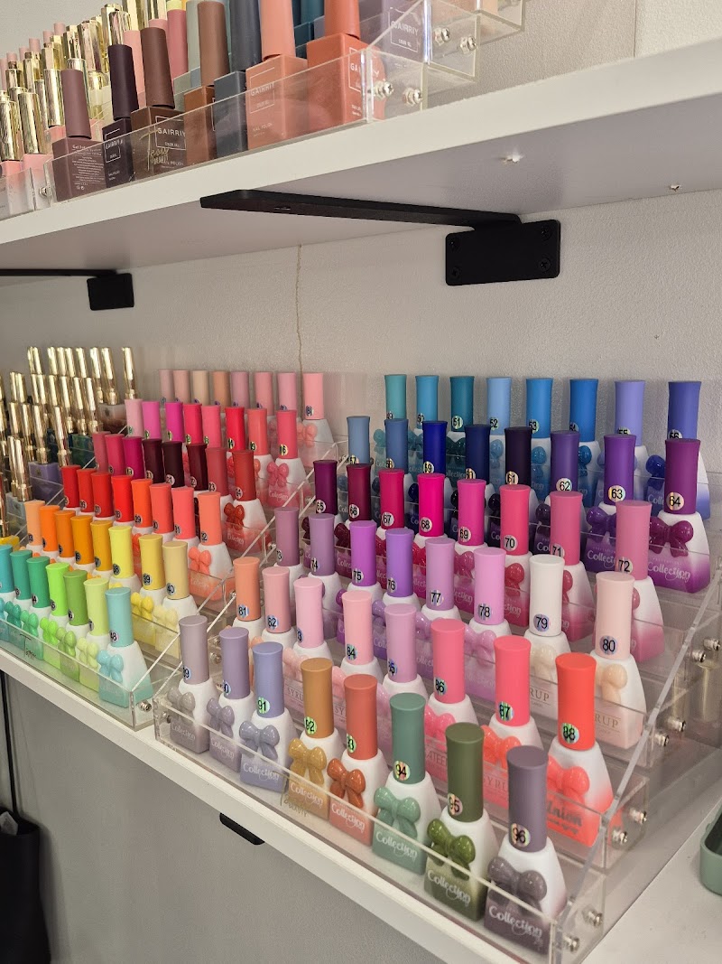 Nail Art at Tsou Beauty Lounge in New York