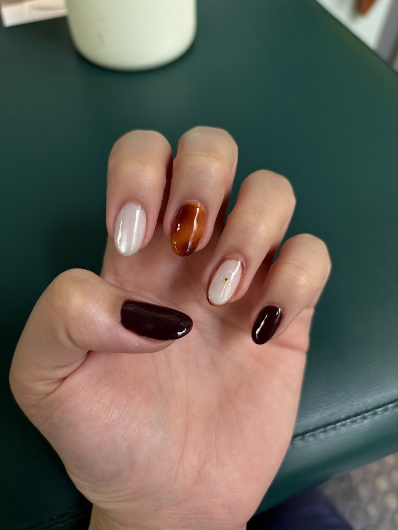 Chrome Nails nail design by Laika Nails and Lashes