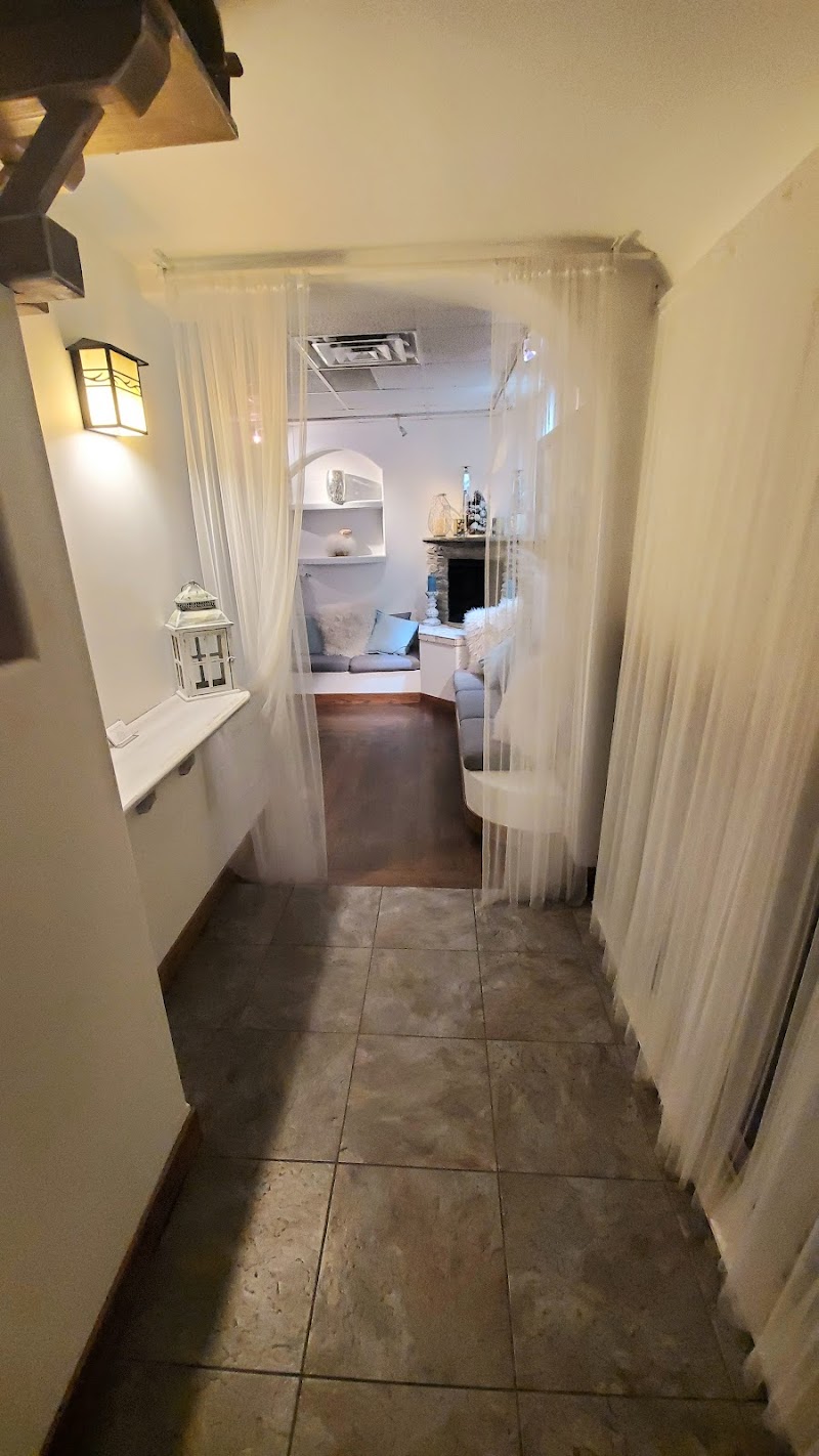 Nail Salon at Ergo Salon & SPA in Chicago