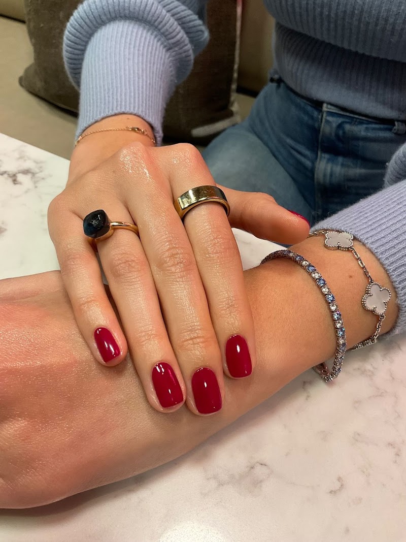Valentine's Nails nail design by Simply Beauty SW19 in London
