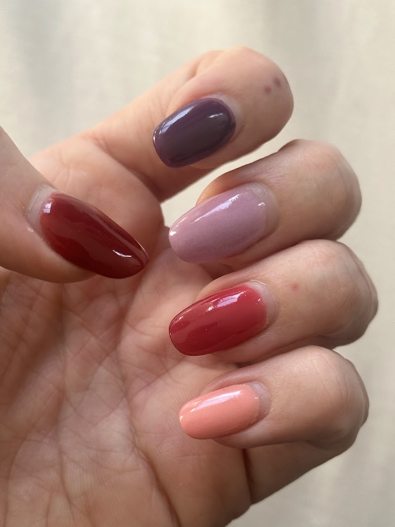Ombré at Fancy Nail & Beauty Inc. in New York