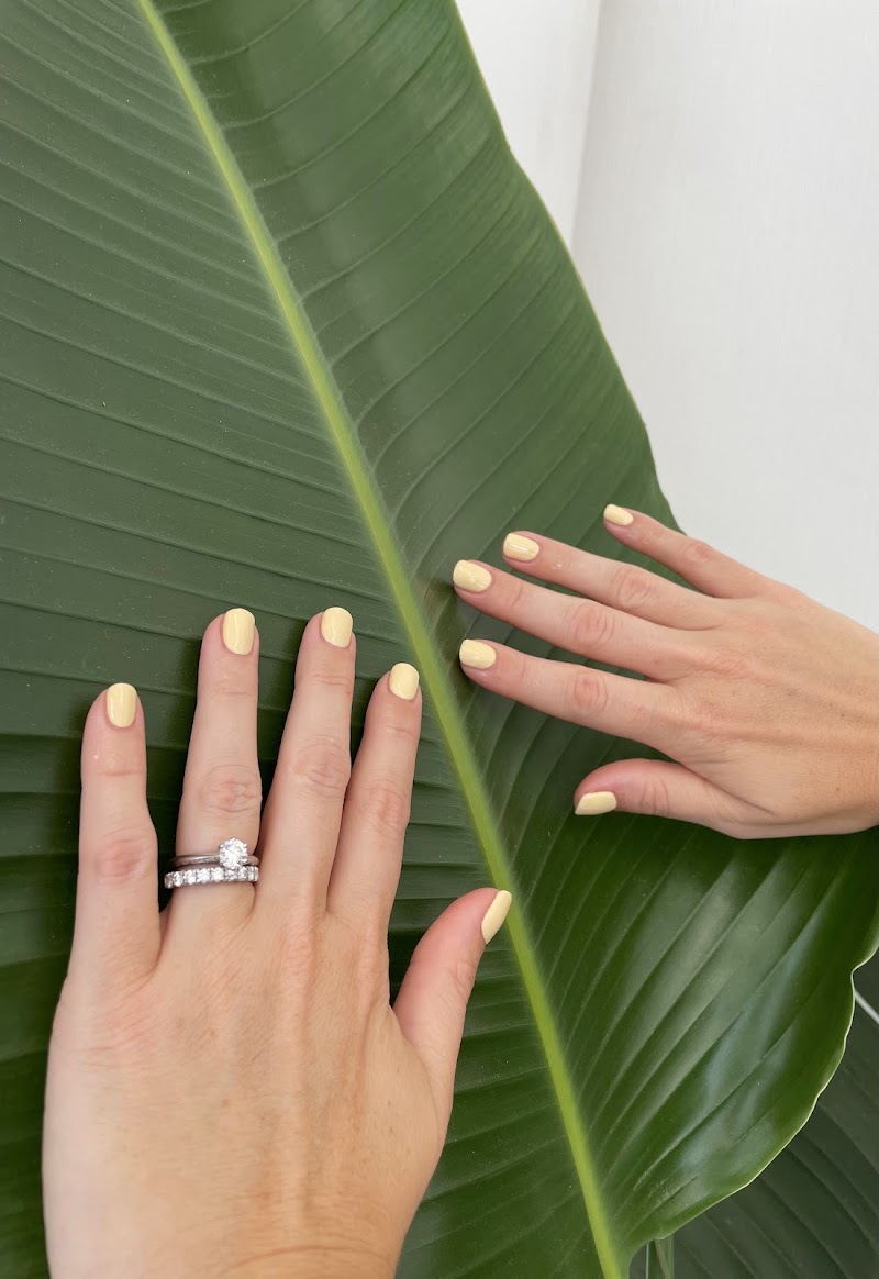 Glitter Nails nail design by The Nail Lounge - Wandsworth in London