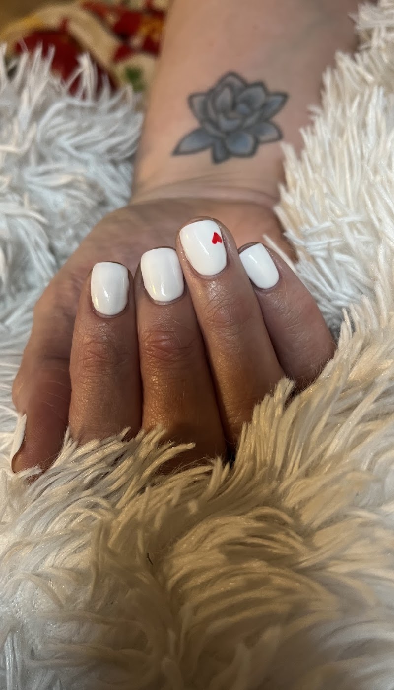 Boho Nails nail design by Taimarys Beauty in Miami