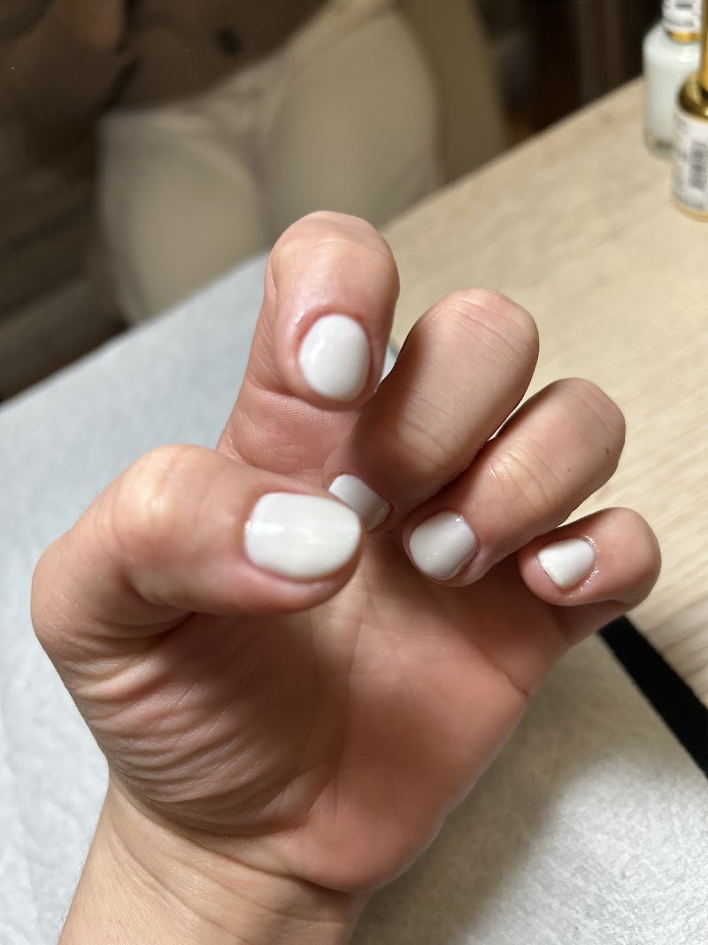 Gel-X nail design by Bloom Doral Nail Salon & Spa in Miami