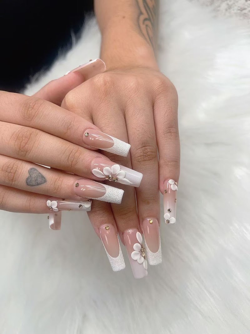Nail Art at Nail Tech 8 in Chicago