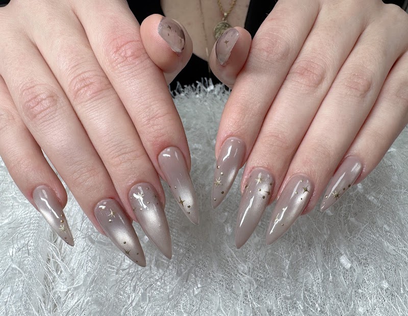 Marble Nails nail design by Eco Nail Spa