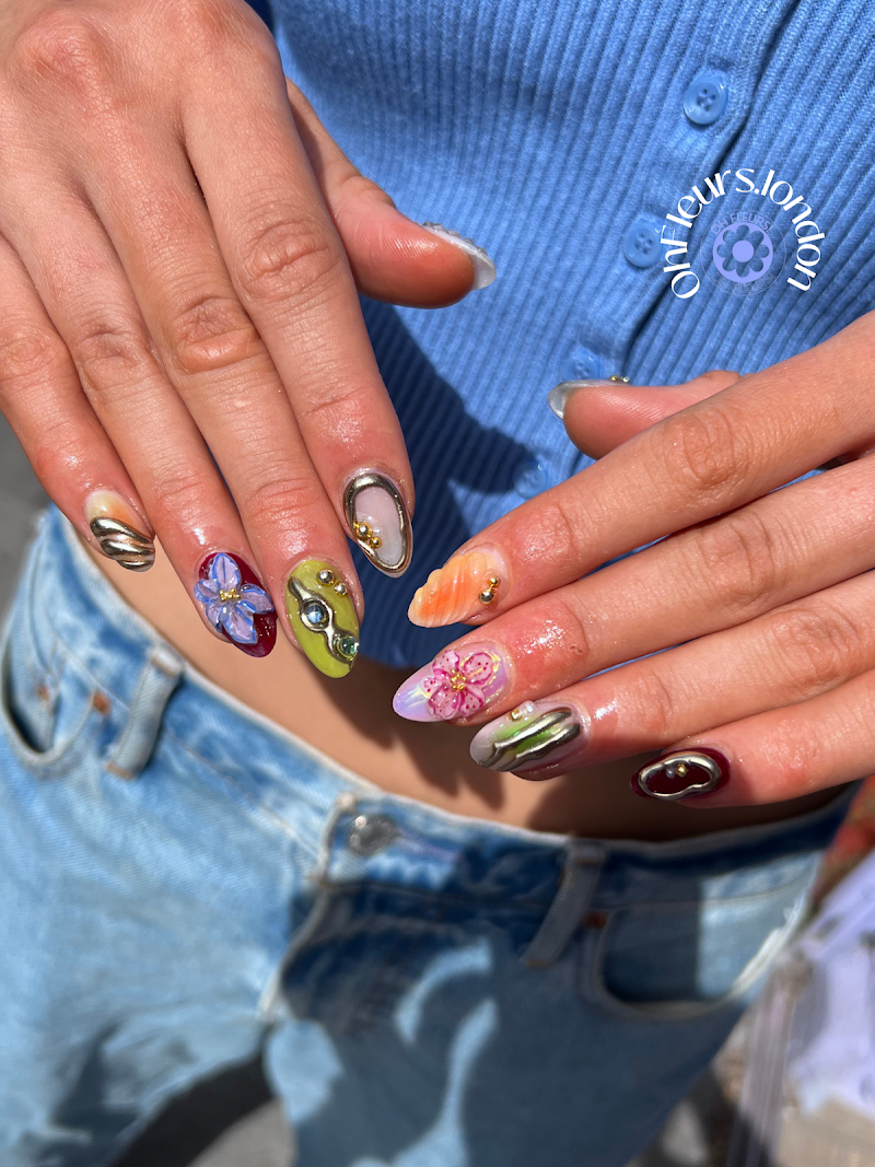 Spring Nails nail design by Oh Fleurs! in London