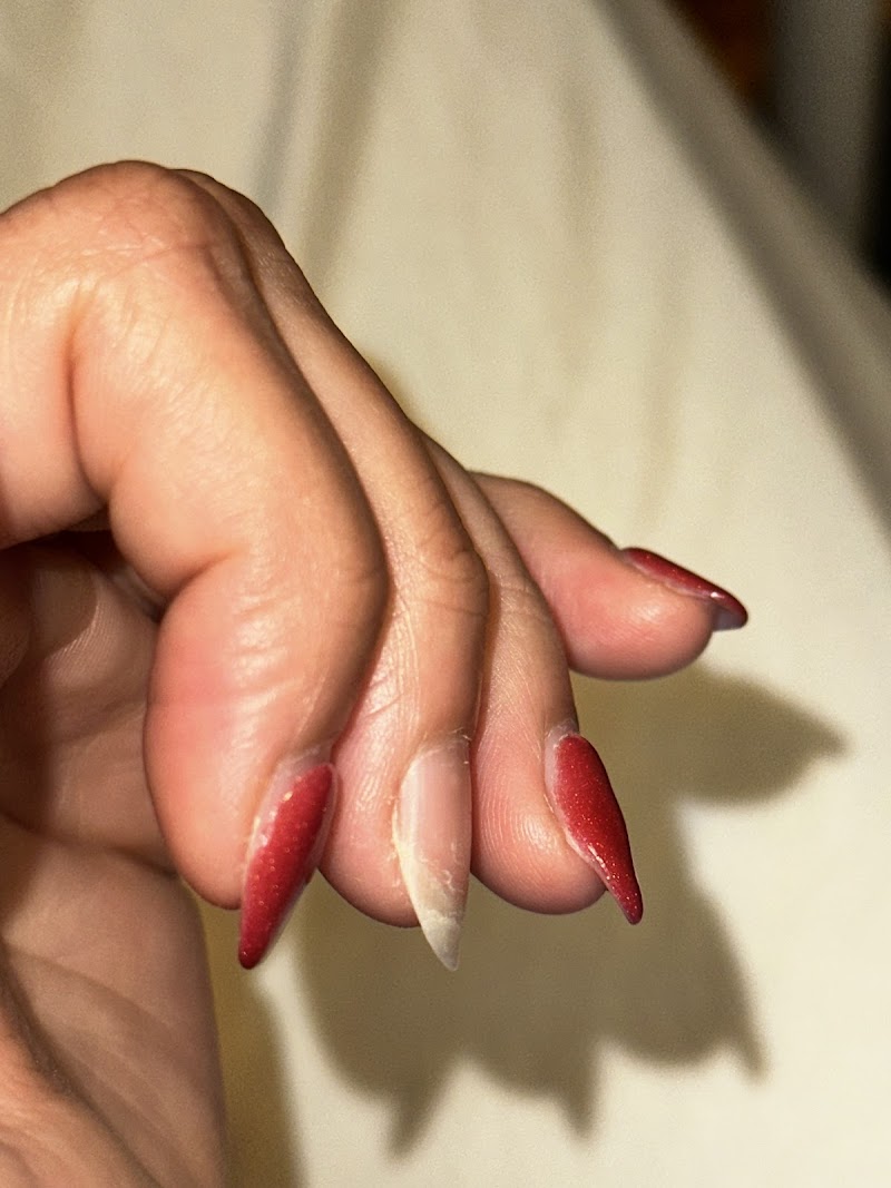 Y2K Nails nail design by H & Q Nail Spa Inc in New York