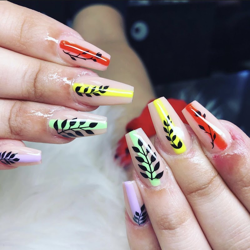 Spring Nails nail design by M&Y Nails and Beauty Salon in Miami