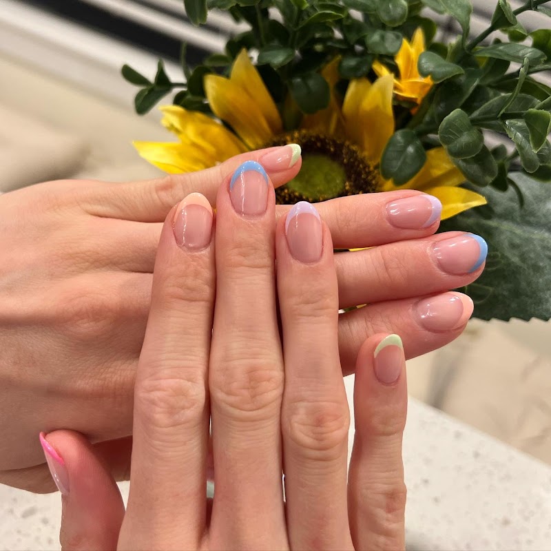 French Tips at Mary’s Hot Nails in Chicago