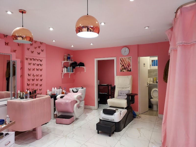 Nail Salon at Luxury Nails Salon - London in London