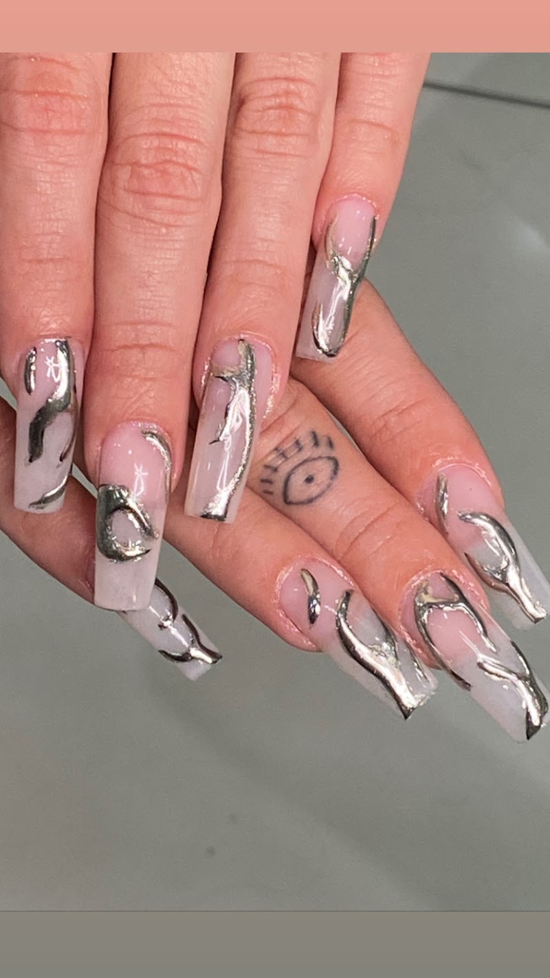 Matte Nails nail design by Altar Beauty Spa