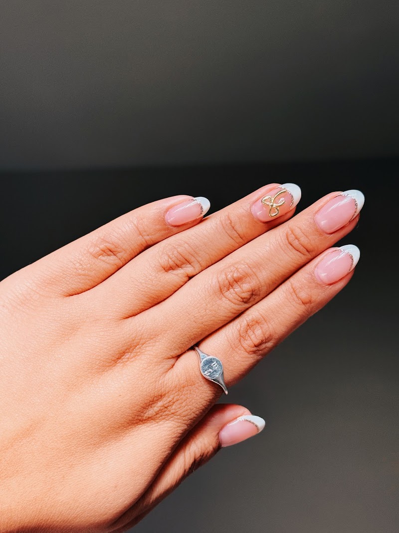 Stiletto Nails nail design by ROYALTY SALON PASADENA in Los Angeles