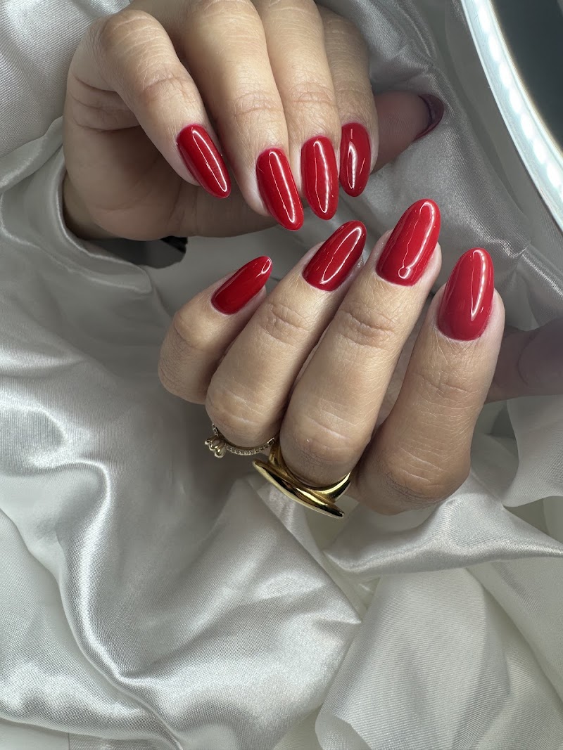 Winter Nails nail design by Black and White Salon and Nail Spa in Miami