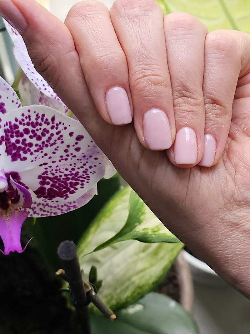 Winter Nails nail design by LITTLE CHELSEA NAILS in London