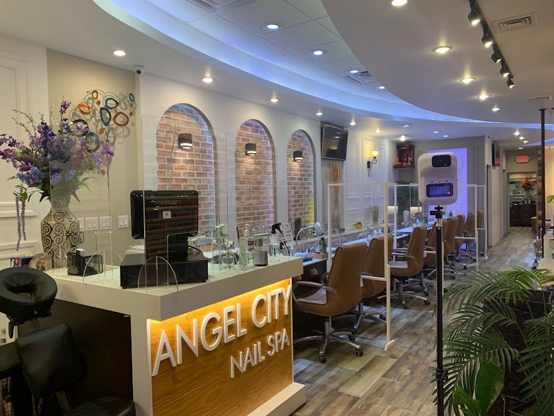 Mirror Nails nail design by Angel City Nail Spa