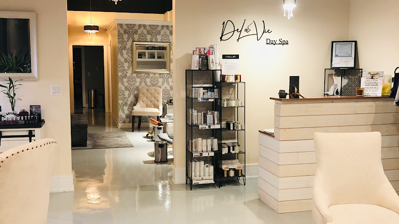 Nail Salon at De LA Vie Day SPA in Chicago