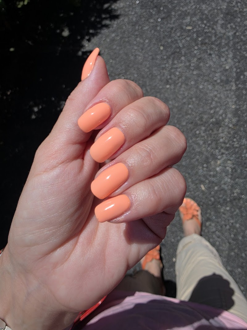 Summer Nails nail design by Tatyana beauty spa in New York