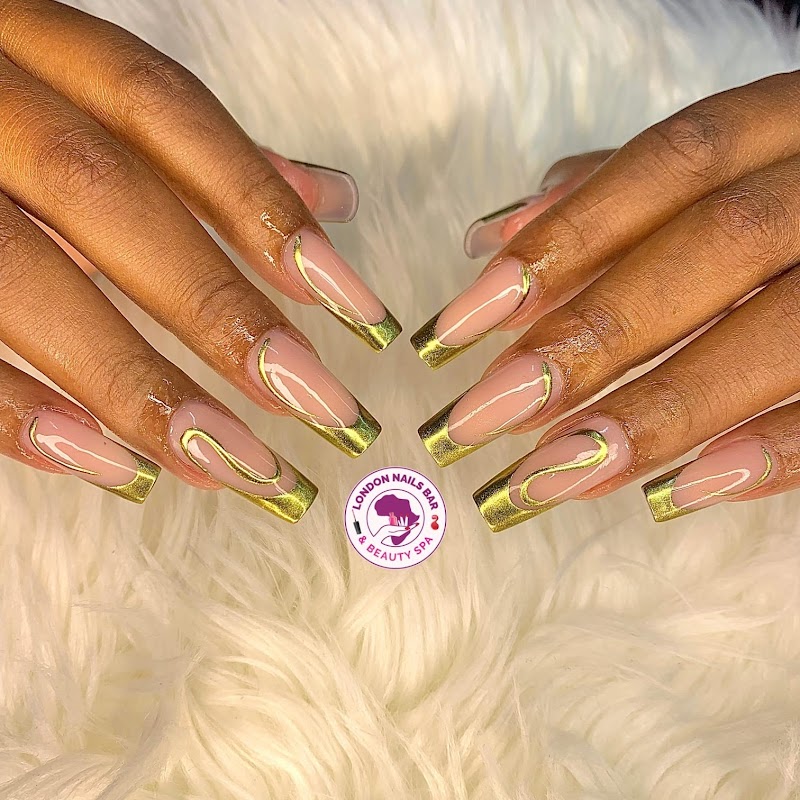 French Tips at Luchic Nails Bar in Los Angeles