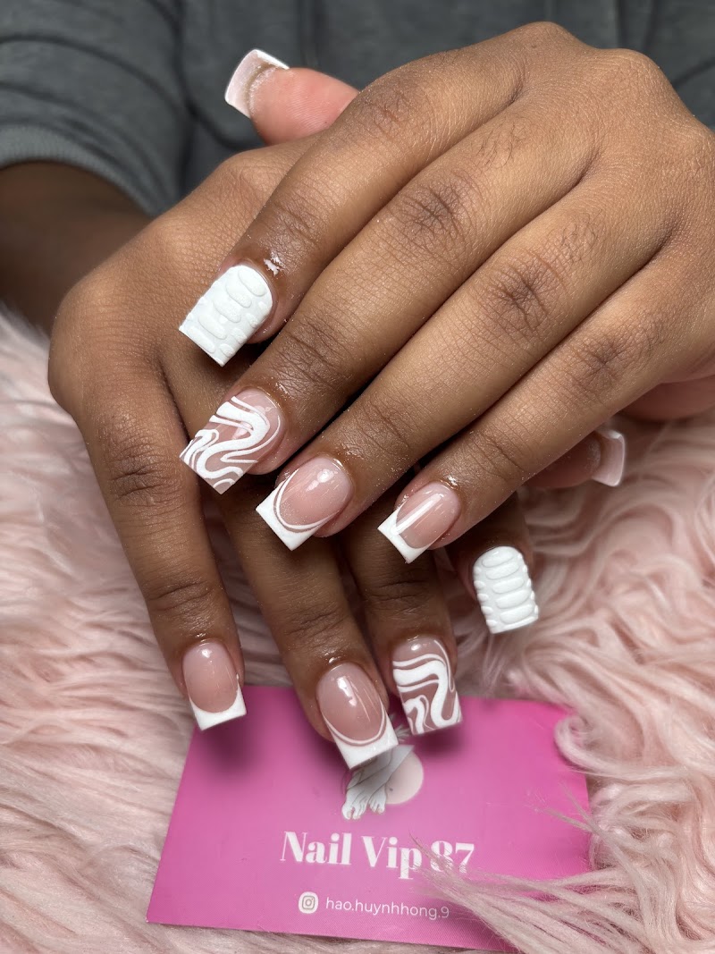 Neon Nails nail design by Nails Vip87 in New York