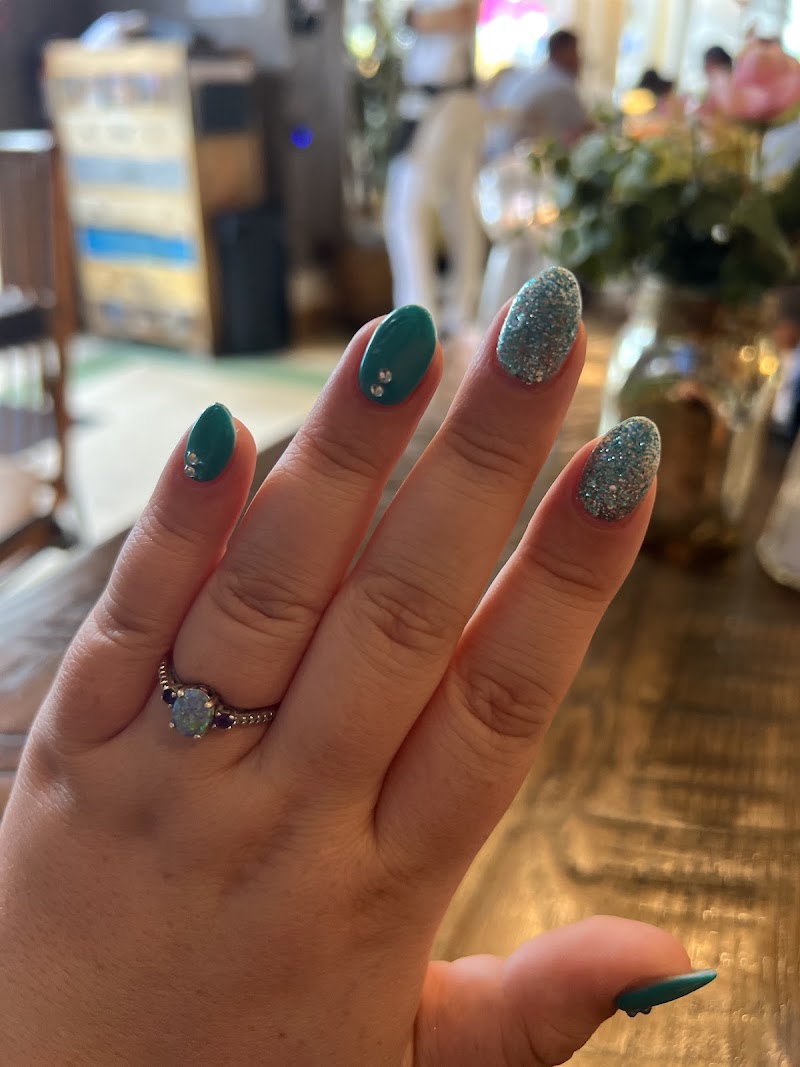 Winter Nails nail design by Nails 4 U in Miami