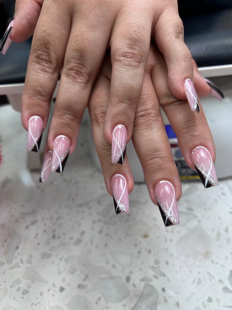 Ombré at Mary Nails Salon in New York