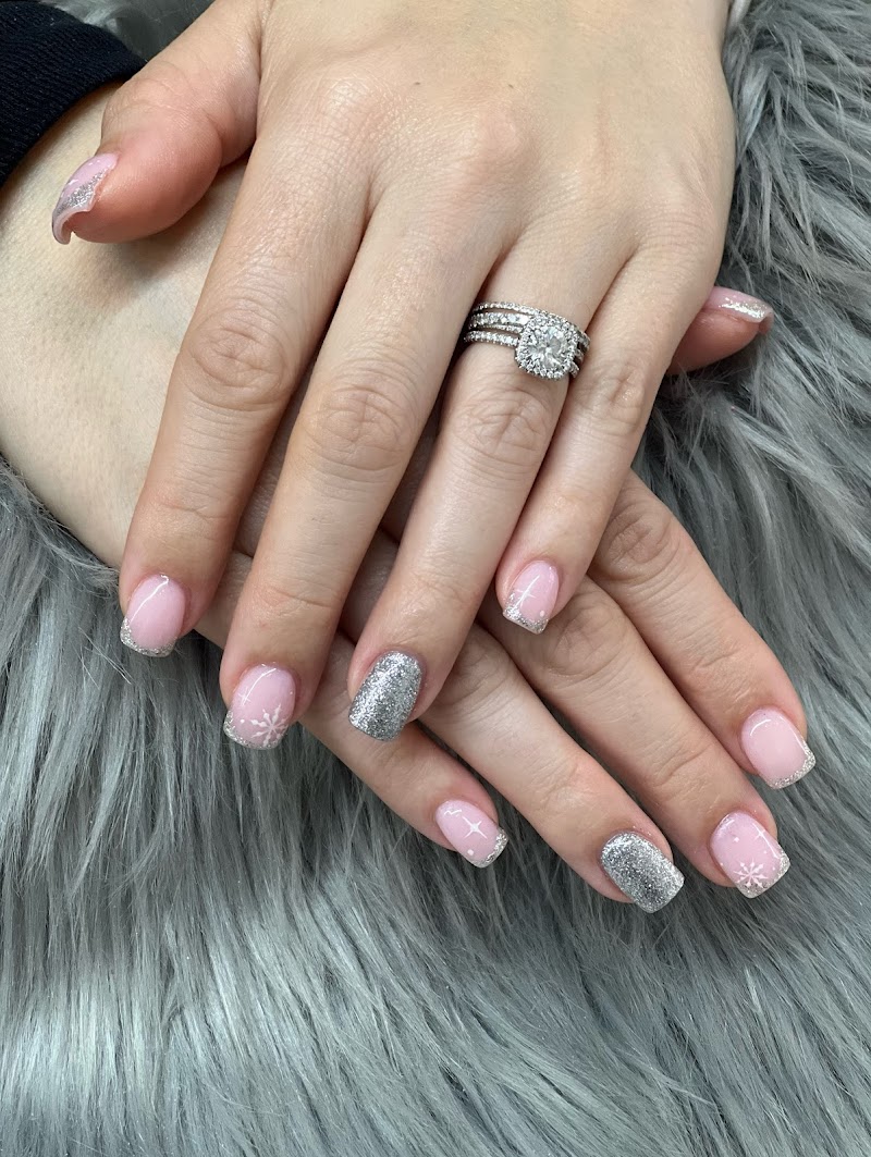 Nail Salon at Beauty Nail Salon in New York