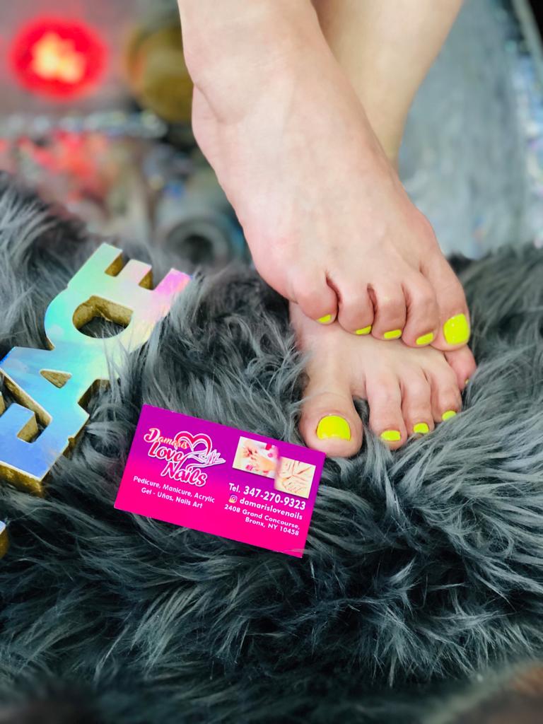 Summer Nails nail design by Damaris Love Nails in New York