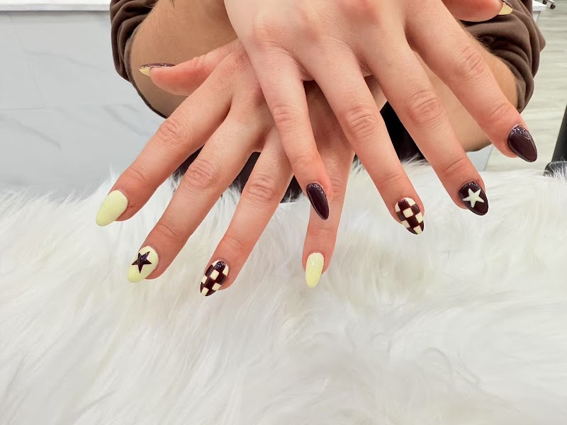 Nail Art at Sunshine Nails & SPA in New York