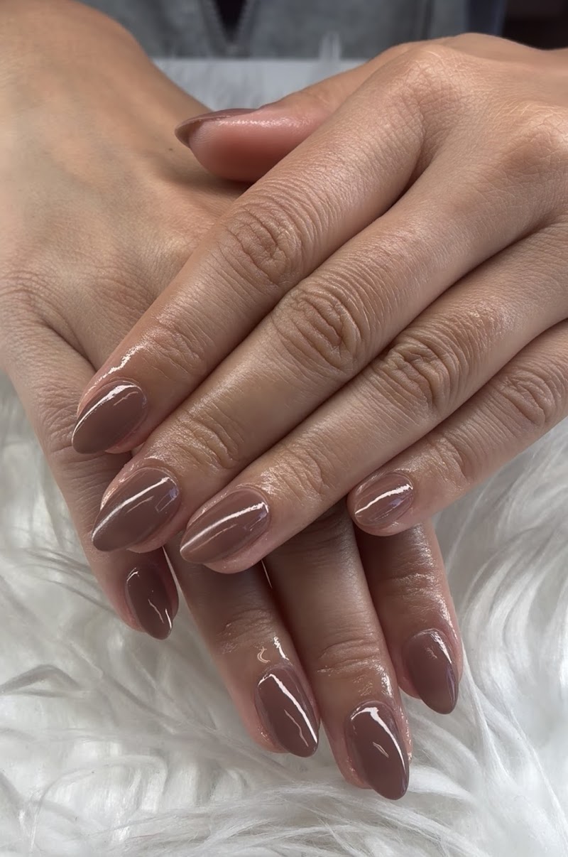 Almond Shape at Organic Nails in Los Angeles