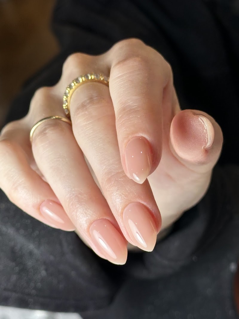 Christmas Nails nail design by Zegna Nails in New York