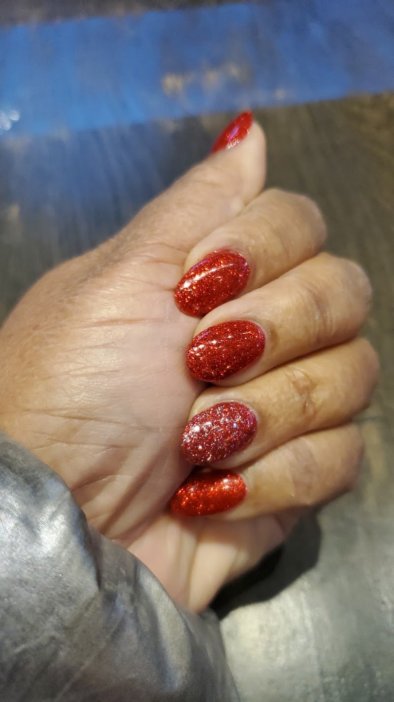 Glitter at Sister Nail and SPA in Chicago