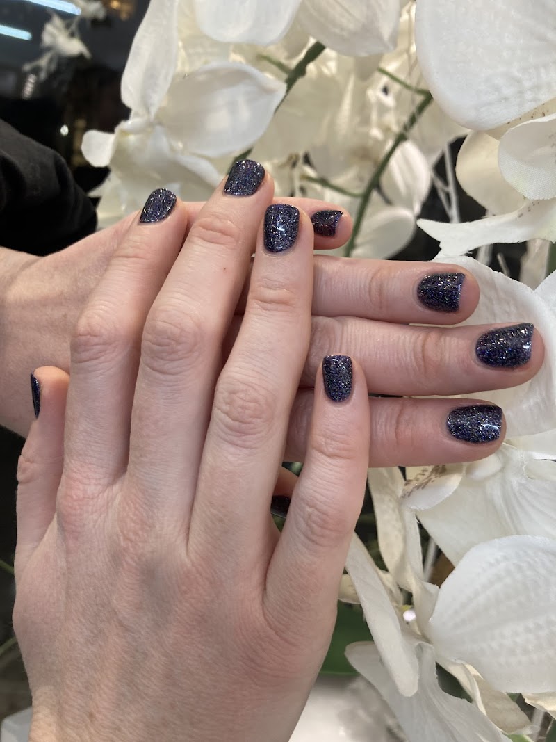 Fall Nails nail design by USA Star Nails in London