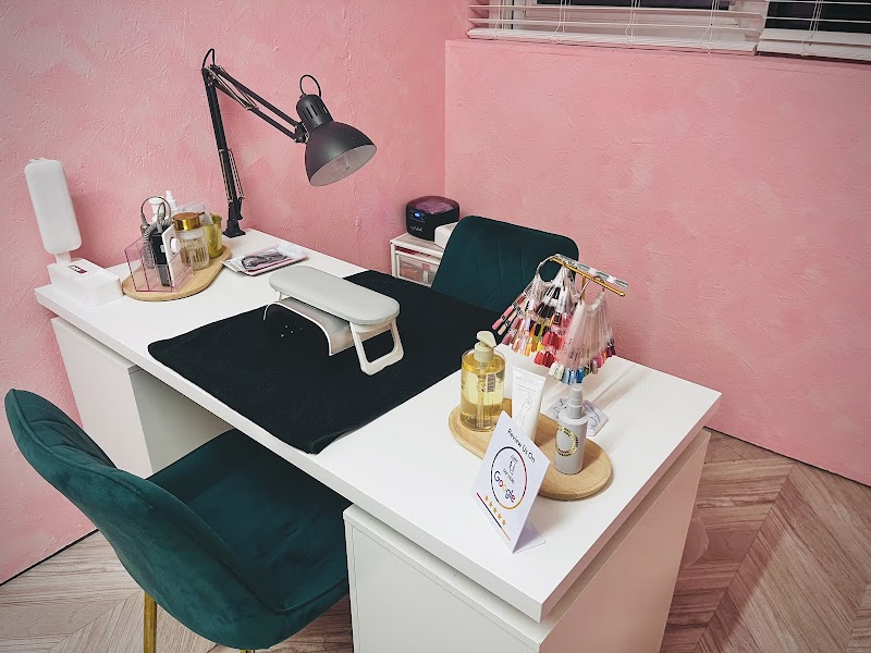 Neon Nails nail design by Hands On Beauty in London