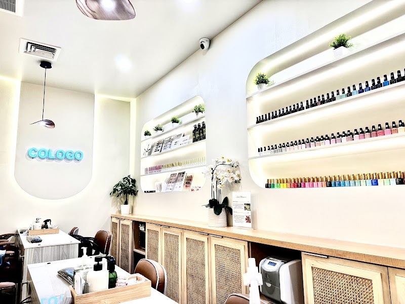 Christmas Nails nail design by Cologo Nail & Spa in New York