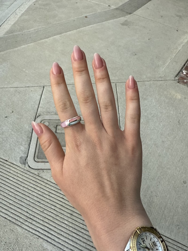 French Tip Nails nail design by Nail Artique in Los Angeles