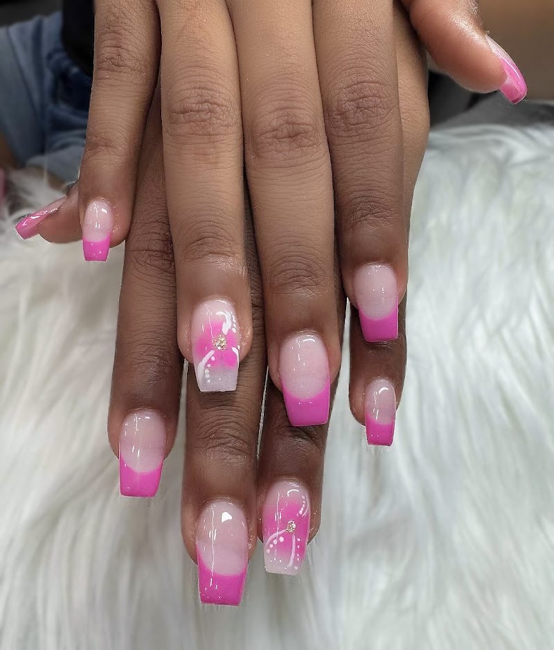 Gel-X nail design by Joe's Hair & Nail Spa in Los Angeles