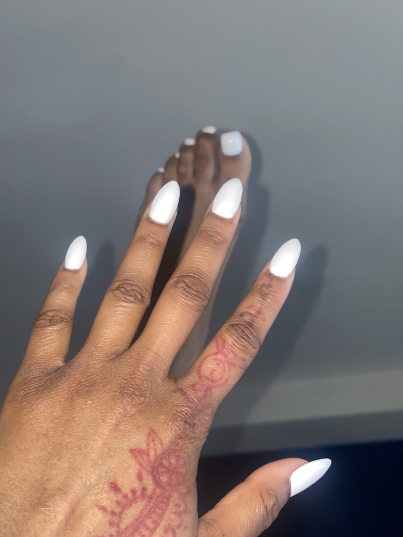 Matte Nails nail design by Vivid Nail & Spa Inc