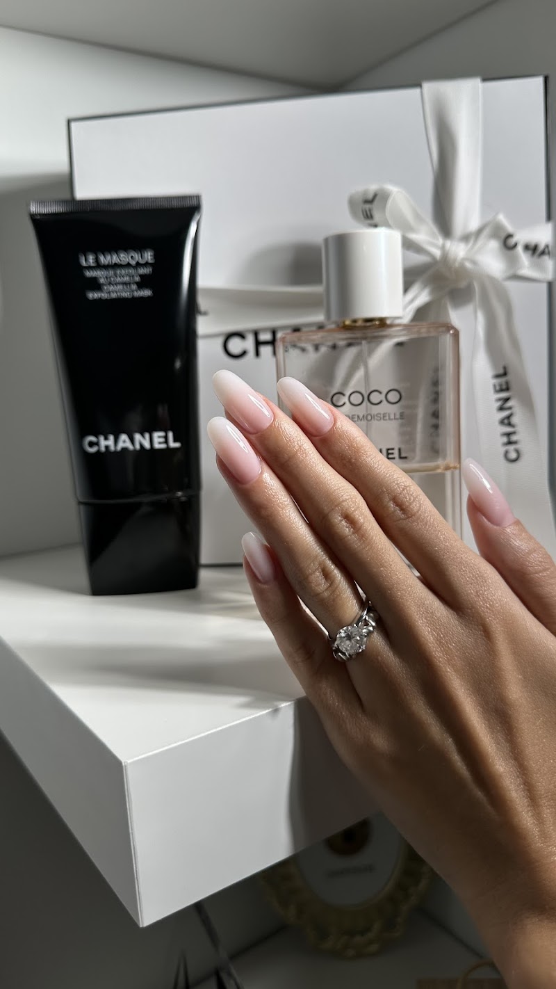 Ombré at Billion Nails Miami in Miami