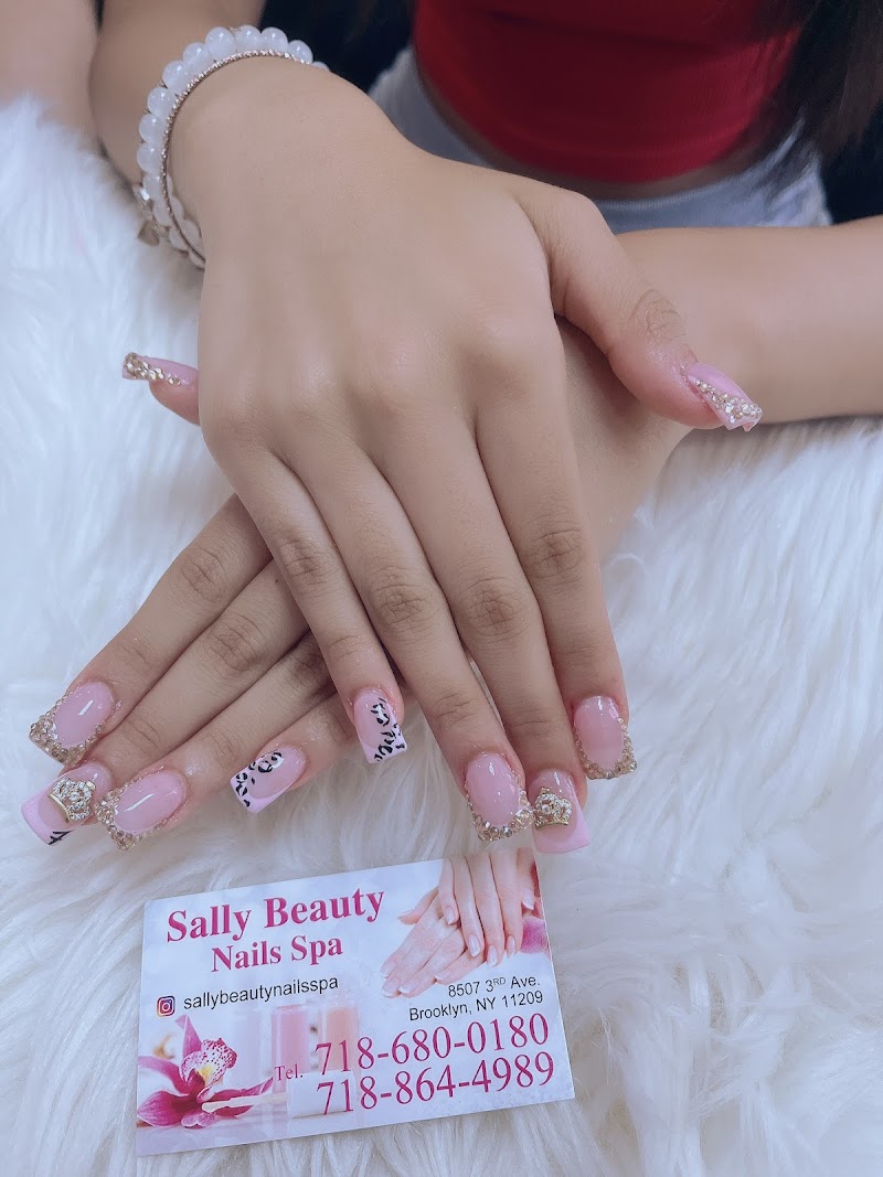 Nail Art at Sally Beauty Nail SPA INC in New York