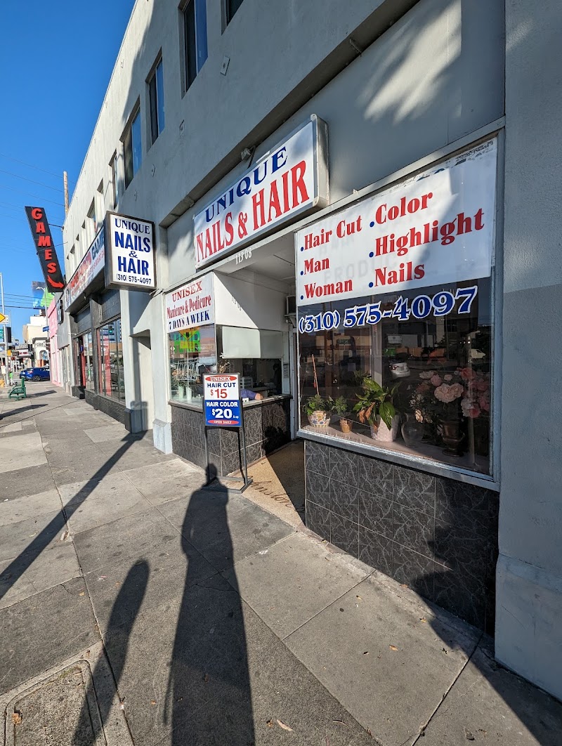 Nail Salon at Unique Nails & Hair in Los Angeles