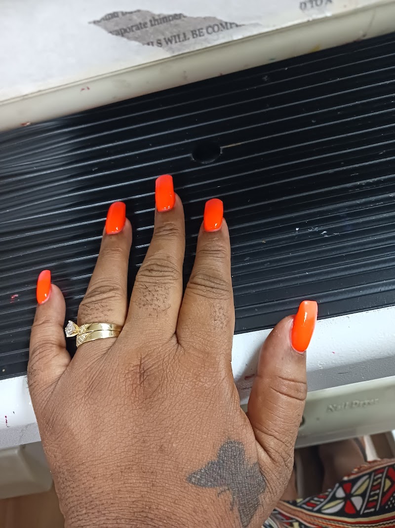 Almond Shape at Karen Nail Salon in New York